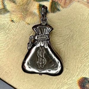 Vintage silver Money Bag Pendant Solid 925 Sterling Silver designer stamped!